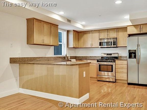 2nd image of 4 Sherman Ct #2