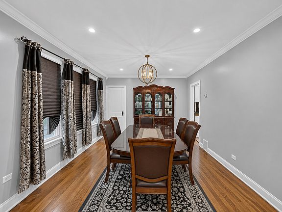 5th image of 9926 S Wentworth Ave