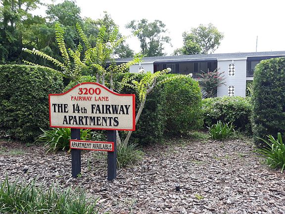 2nd image of 3200 Fairway Ln APT 1