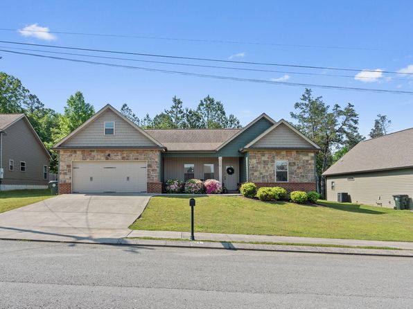 318 Franklin Cir, Fort Oglethorpe, GA 30742