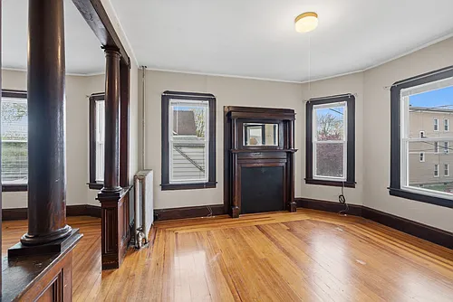 43 Elmdale St Photo 1