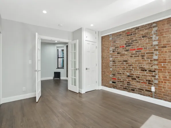 714 9th Avenue image 4 of 13