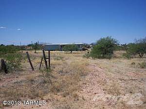 Fixer upper / tearer downer