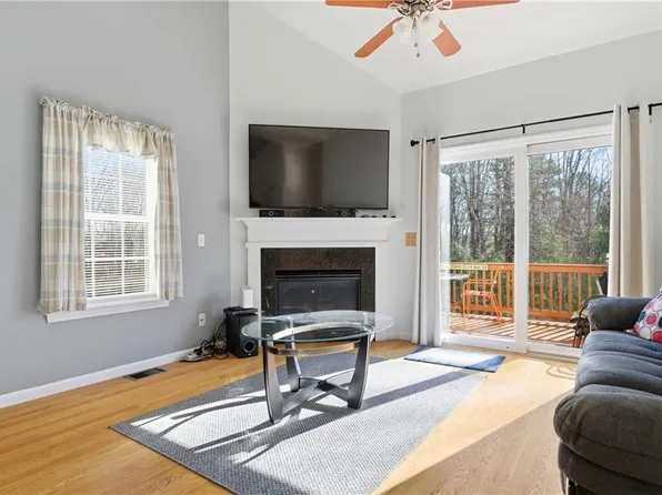 40 Old Louisquisset Pike Unit 801, North Smithfield, RI 02896