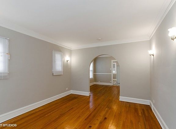 2nd image of 13 E 140th Ct