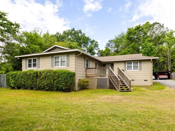 5 Neil Dr, Phenix City, AL 36870
