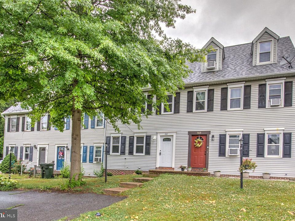 1st image of 867 Oak St