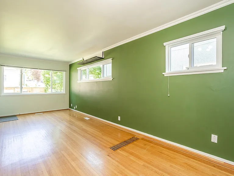 5885 Main St — Photo 10