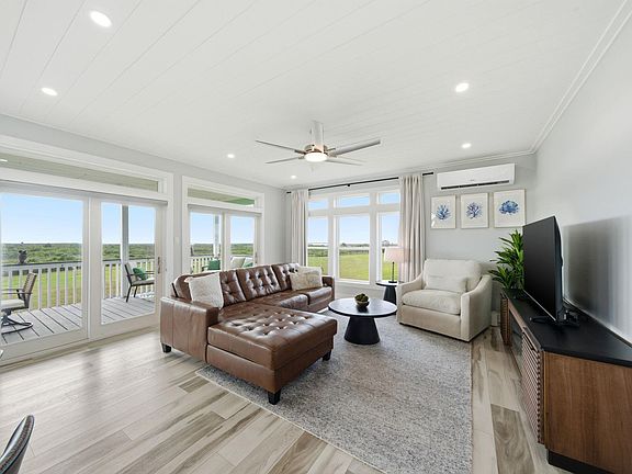 3rd image of 4102 Kiva Rd