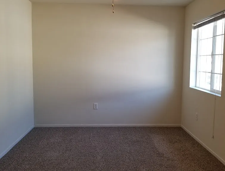 Golden Valley Luxury Apartments — Photo 25