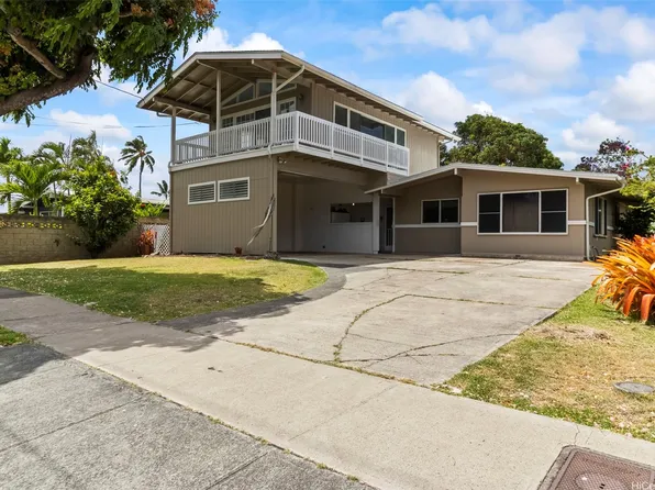689 Keolu Dr, Kailua, HI 96734