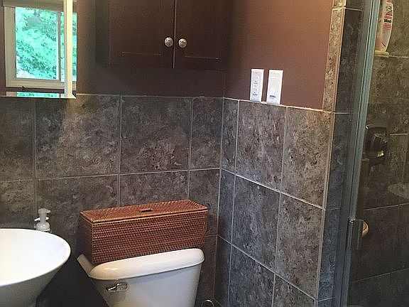 Bathroom in bedroom #1