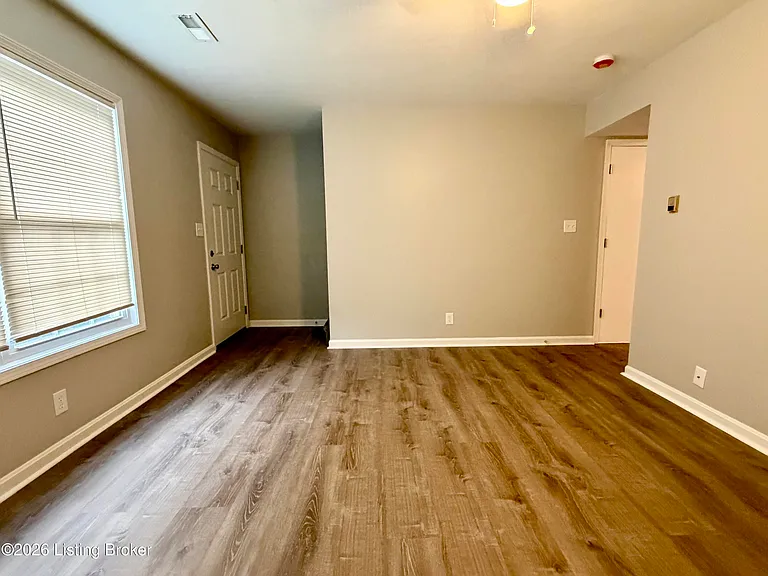 520 Culbertson Ave #B — Photo 2