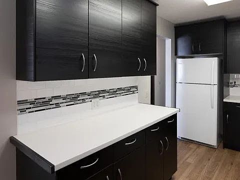 5th image of 845 145th St E