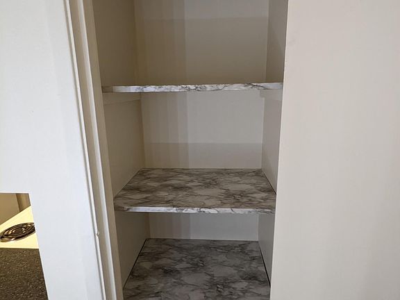 5th image of 2812 NE 86th Ave #1