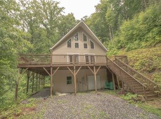 616 Vess Owen Rd, Tuckasegee, NC 28783