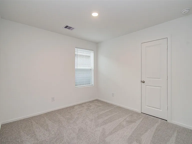 25364 Carnation Ct — Photo 18