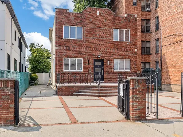 98 Van Sicklen St, Brooklyn, NY 11223