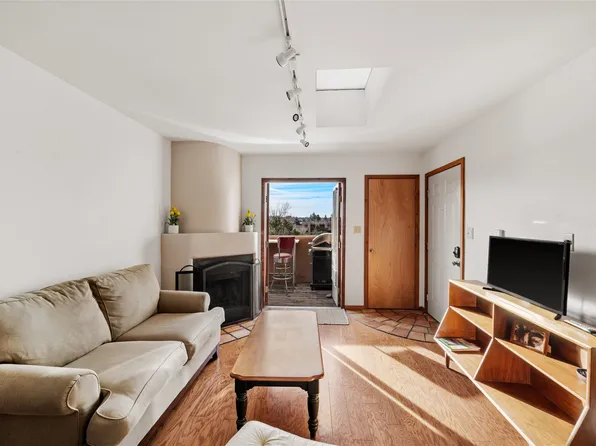2600 W Zia Rd APT B16, Santa Fe, NM 87505