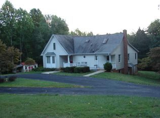 8441 Charlemont Rd, Goode, VA 24556