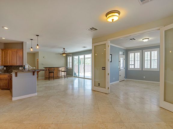 4th image of 9721 Hawk Cliff Ave
