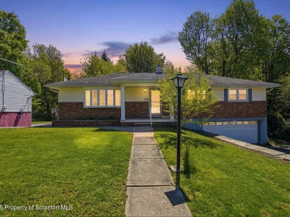 510 Clover St, Clarks Summit, PA 18411