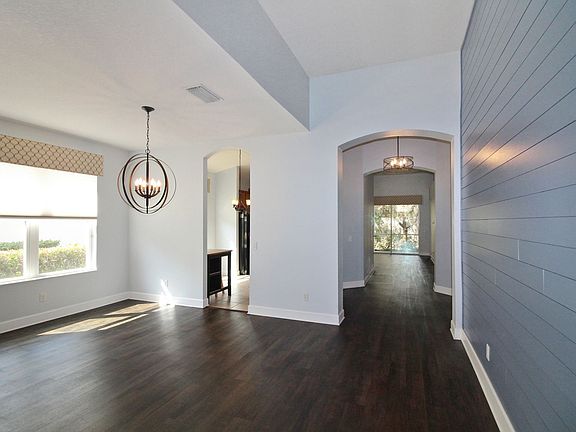 3rd image of 127 Cordana Ct