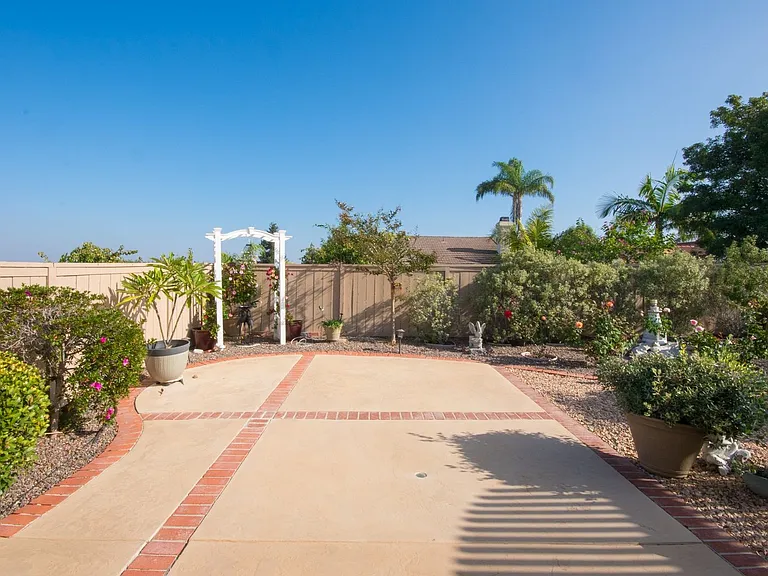2620 El Aguila Ln — Photo 17