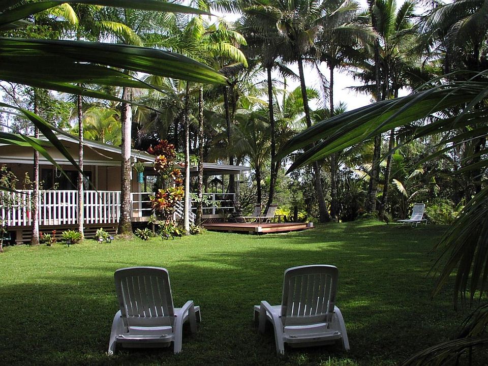 Beautiful landscaped yard.