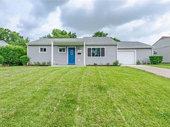 10891 Carlson Dr, North Huntingdon, PA 15642