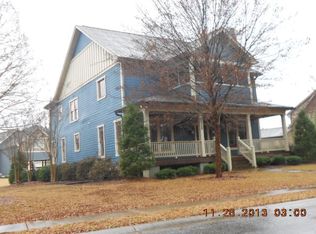 1051 Cobblestone Dr, Bogart, GA 30622