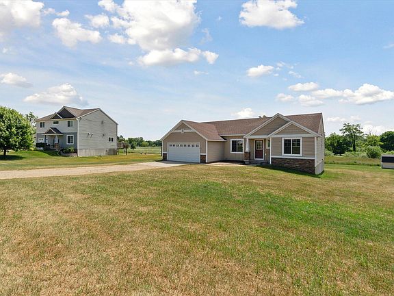 4th image of 14704 Crescent Meadows Dr