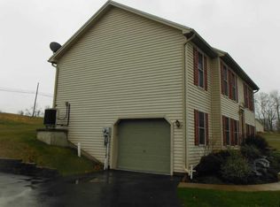 88 Ginger Ln, Mifflintown, PA 17059