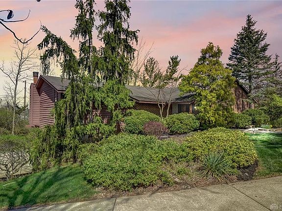 3rd image of 1816 N Breiel Blvd