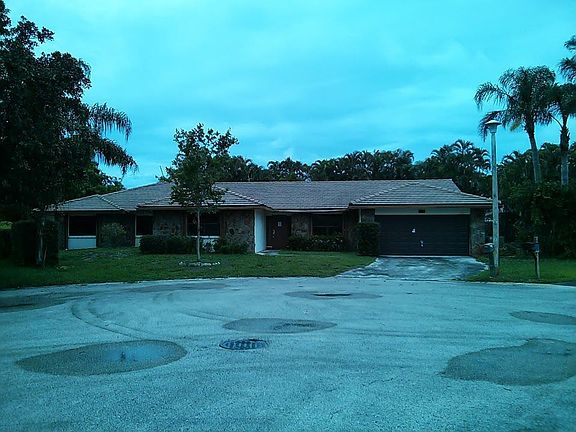 2nd image of 1097 NW 82nd Ter