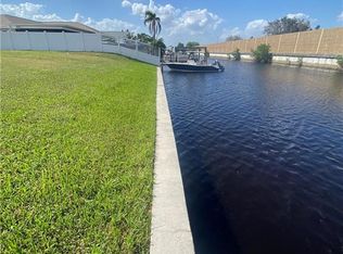 2455 Everest PKWY, CAPE CORAL, FL 33904