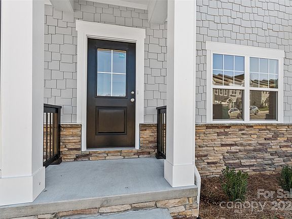4th image of 77 Walnut Springs Dr #22-B