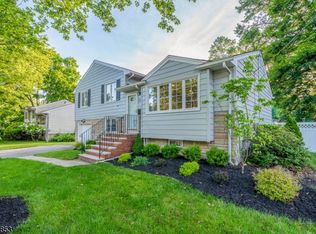 27 Deerfield Rd, West Caldwell, NJ 07006
