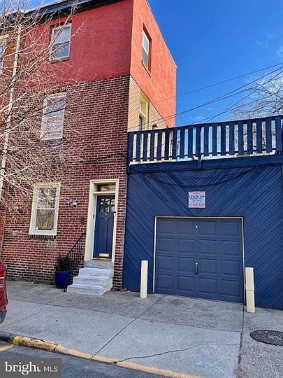 1st image of 1940 Wallace St #C