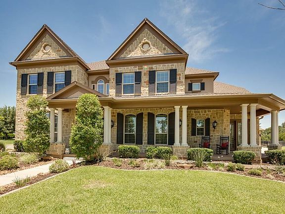 2nd image of 1401 Mission Hills Ct