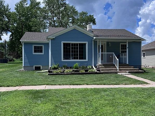 211 N Derby Ave