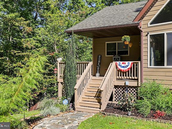 2nd image of 189 Hobbs Knob Rd