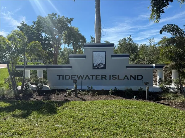 18211 Chesapeake Ct, Fort Myers, FL 33908