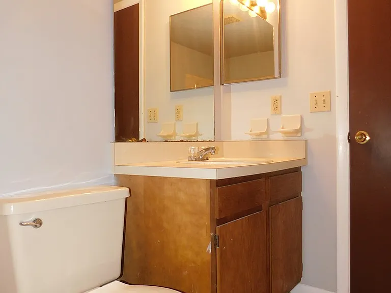 4385 SW 20th Ln — Photo 13