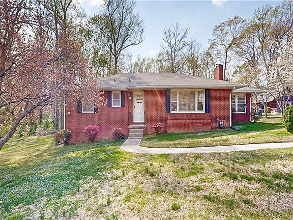 5th image of 117 Hillcrest Rd