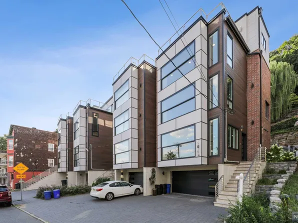 164B Undercliff Ave, Edgewater, NJ 07020