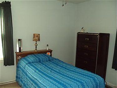 5th image of 15633 Eleanore Dr