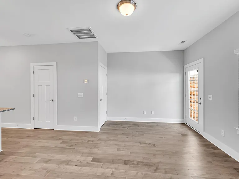 Robinsons Rowhouse Townhomes — Photo 30