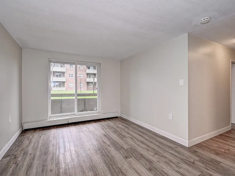 6 Willow Rd — Photo 10
