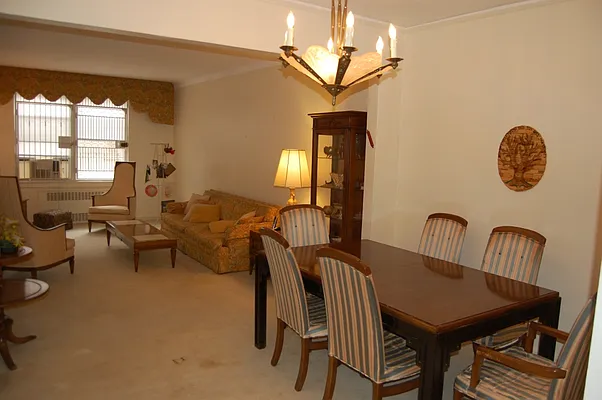 Sold by Griffith Real Estate | media 6